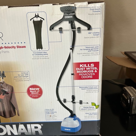 CONAIR ULTIMATE FABRIC CLEANER. NWT. - Picture 10 of 13